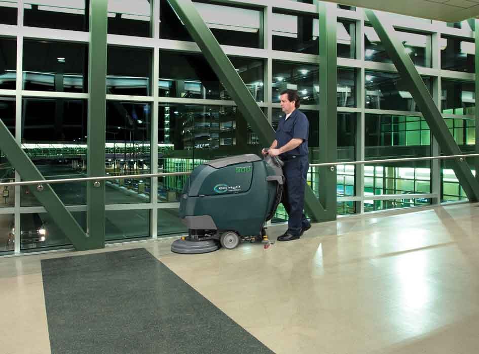 Nobles Speed Scrub 300 airport